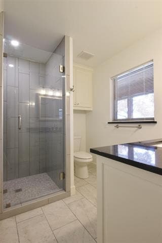 Building Photo - 717 Greenleaf Dr
