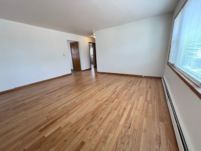 Building Photo - 7912 W Belmont Ave