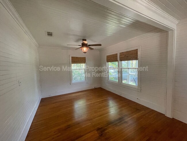 Building Photo - 2318 N 17th Ave