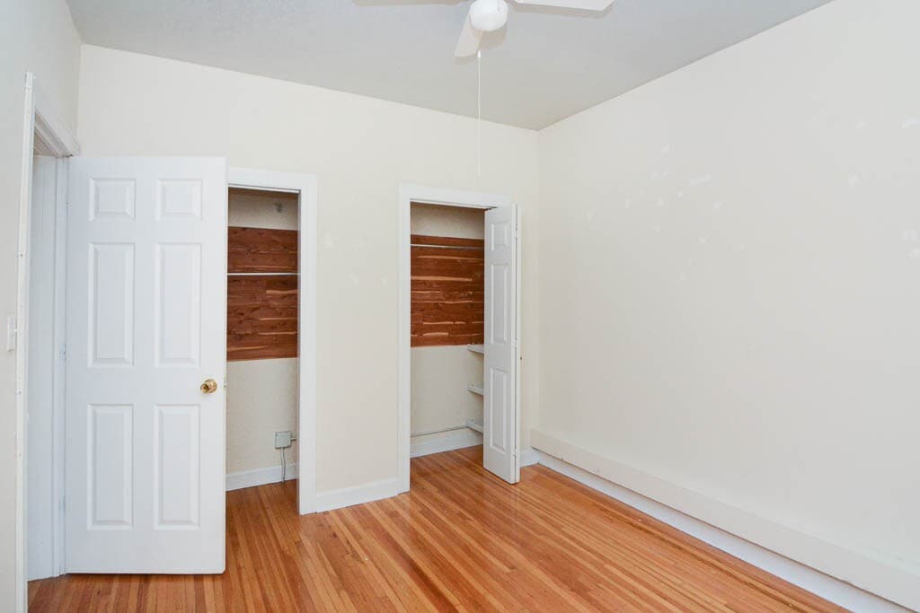 Building Photo - 3733 N Pine Grove Ave