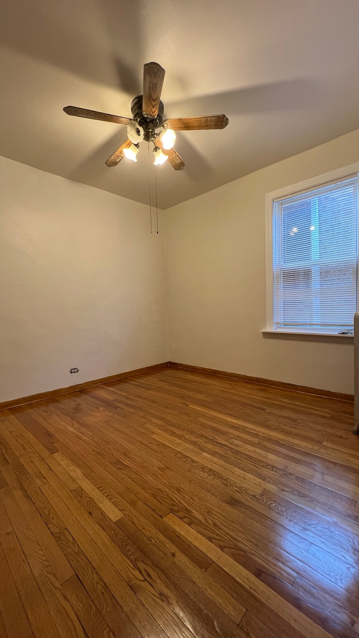 Bedroom 2 - 3354 N Springfield Ave