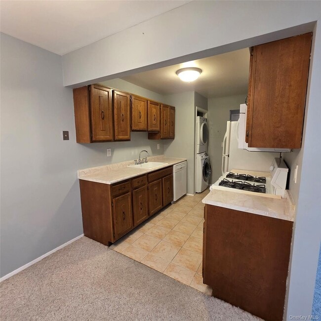 Building Photo - 80 New Holland Village