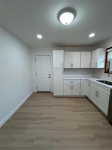 Building Photo - 720 Sandell Dr