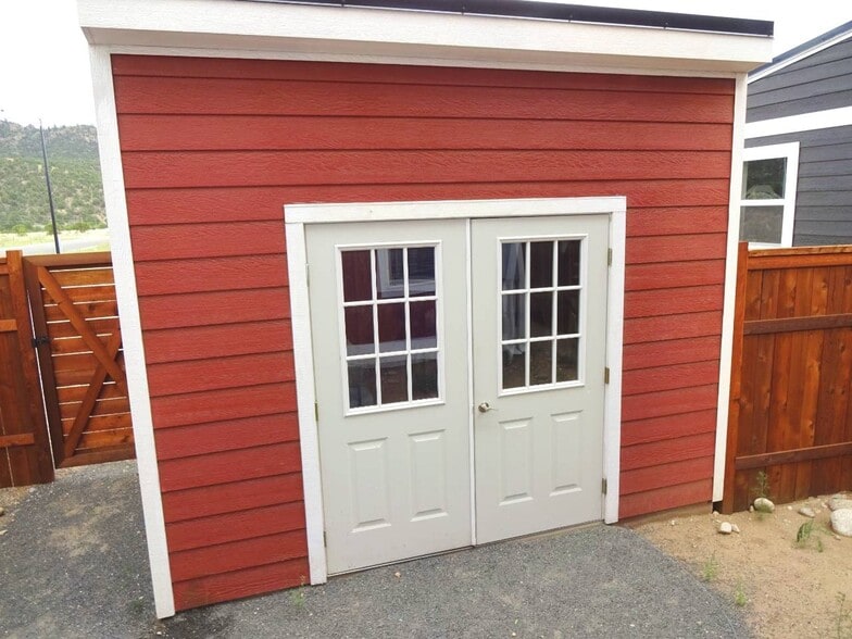 Storage Shed - 120 Barnwood Cir