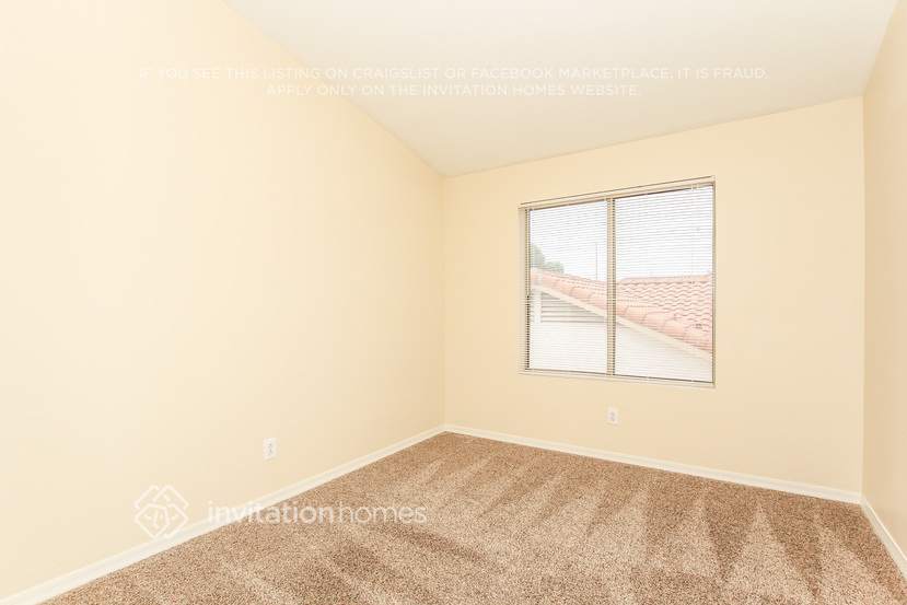 Building Photo - 5795 W Wethersfield Dr