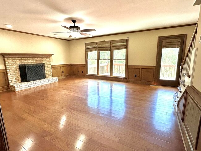 Building Photo - 527 Brandermill Rd