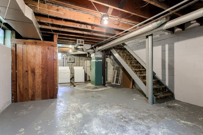 Building Photo - 2030/2034 South St Duplex