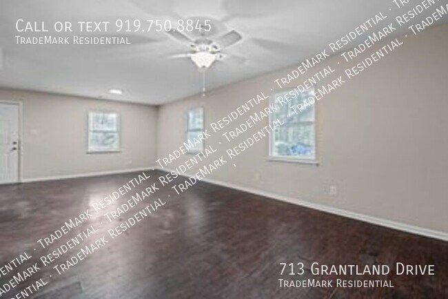 Building Photo - 713 Grantland Dr