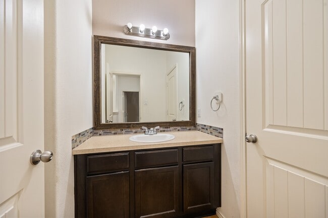 Building Photo - 2827 Arica Ln