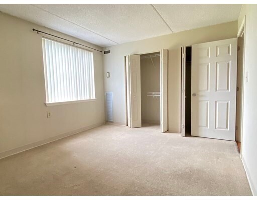 Building Photo - 30 Daniels St