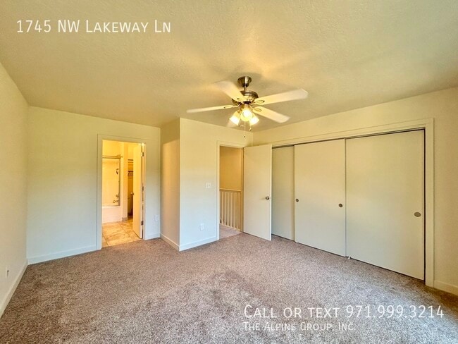 Building Photo - 1745 NW Lakeway Ln