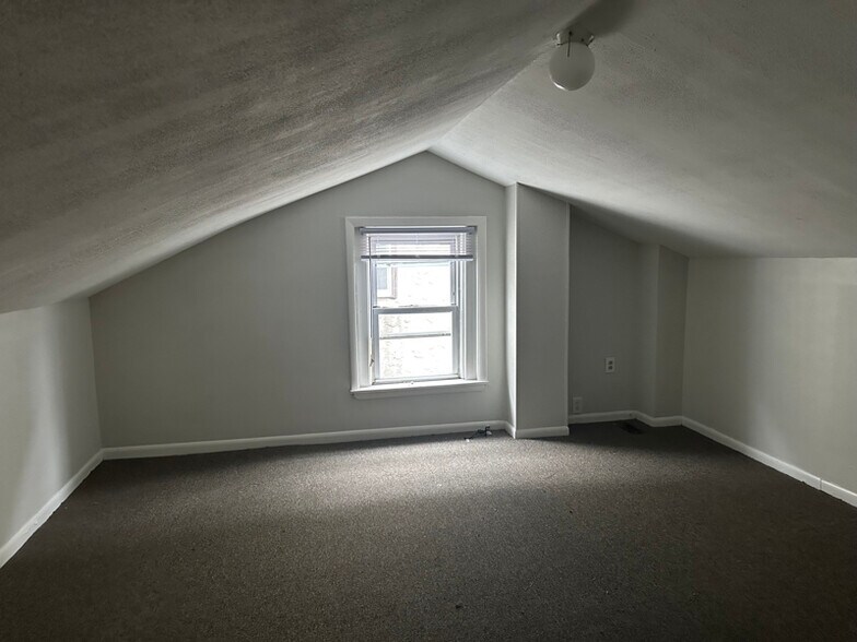 Building Photo - 1810 Harrison St