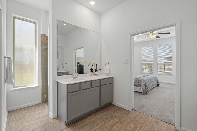 Building Photo - 3612 Paloma Fls Ln