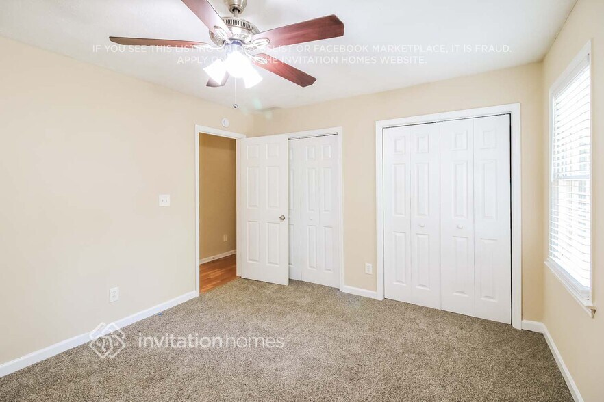 Building Photo - 321 Sherwood Cir SE