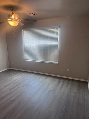 Building Photo - 10300 Hidden Village Dr