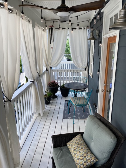 Building Photo - 204 Burns Ave