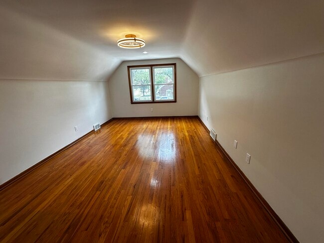 Building Photo - 24940 Cherry Hill St