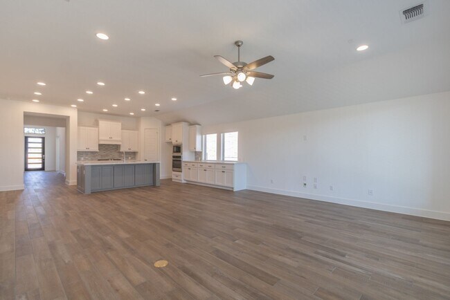 Building Photo - 1408 Plum Tree Way