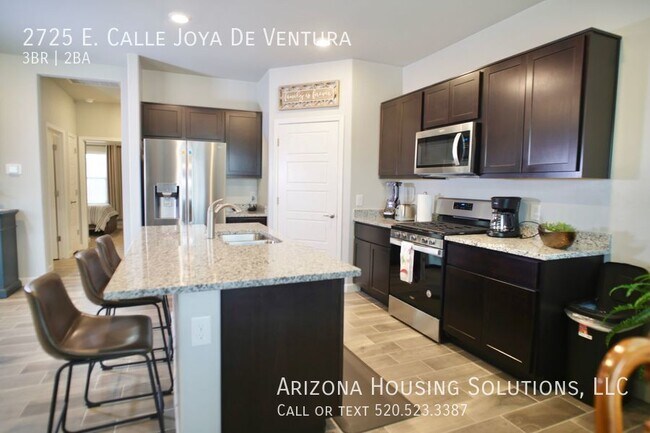 Building Photo - 2725 East Calle Joya de Ventura