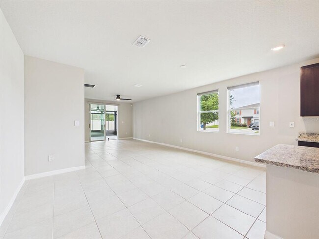 Building Photo - 38707 Finn Clover Ln