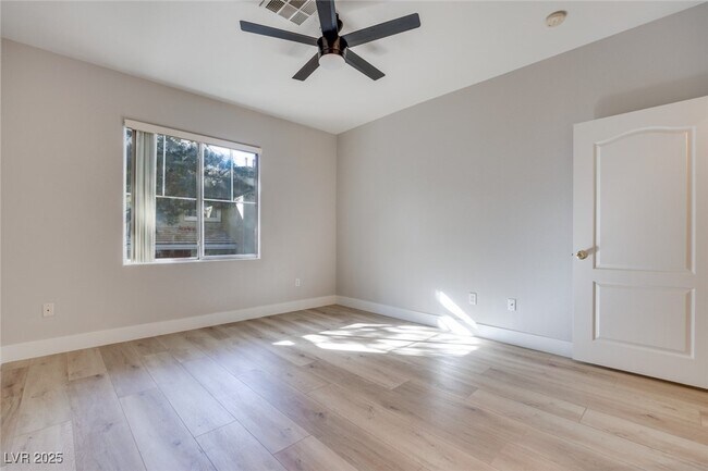 Building Photo - 1008 Domnus Ln