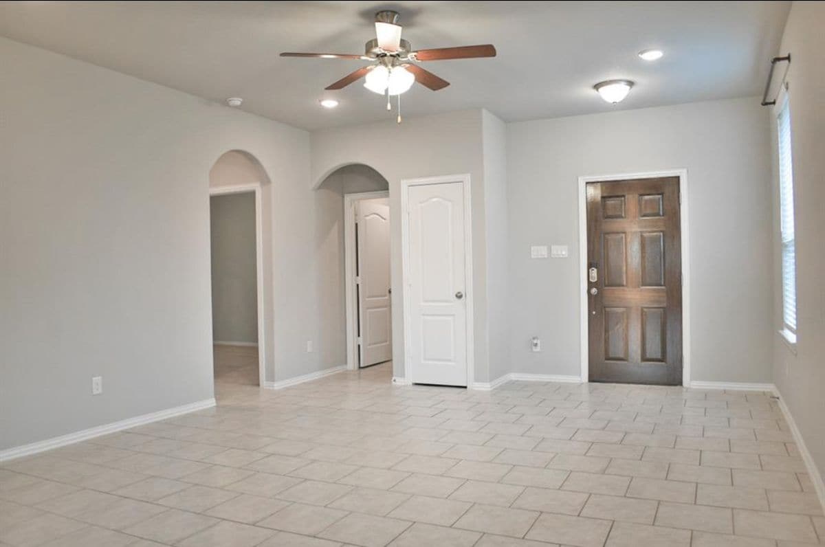 Building Photo - 31619 Heguy Pass