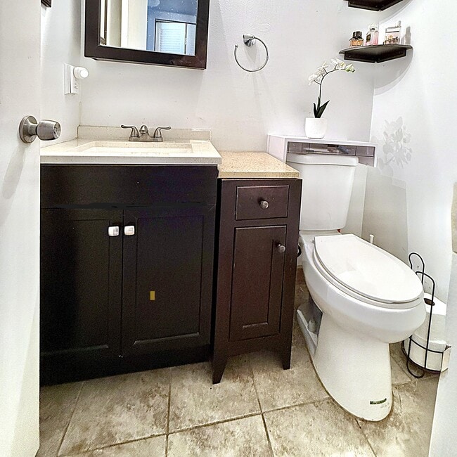 Building Photo - 181 Tilford I