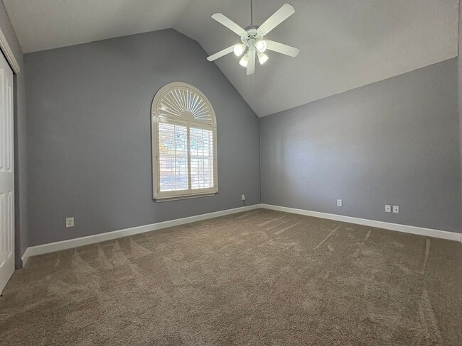 Building Photo - Home for Rent in Horizon by the Golf Course