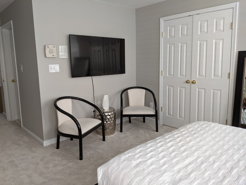 Primary bedroom #3 - 316 Cross Green St