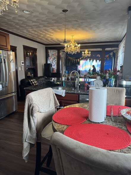 Building Photo - 14 Haskell Ave