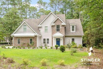 Building Photo - 30 Wade Hampton Dr