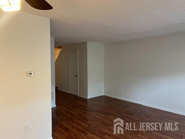 Building Photo - 304 Hampshire Dr