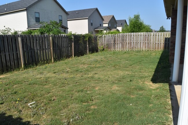 Building Photo - 1074 Grove Landing Ln