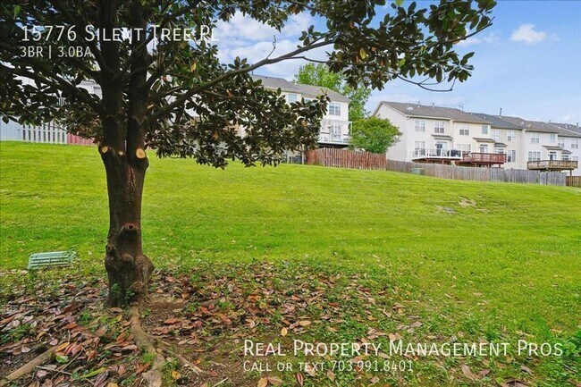 Building Photo - 15776 Silent Tree Pl