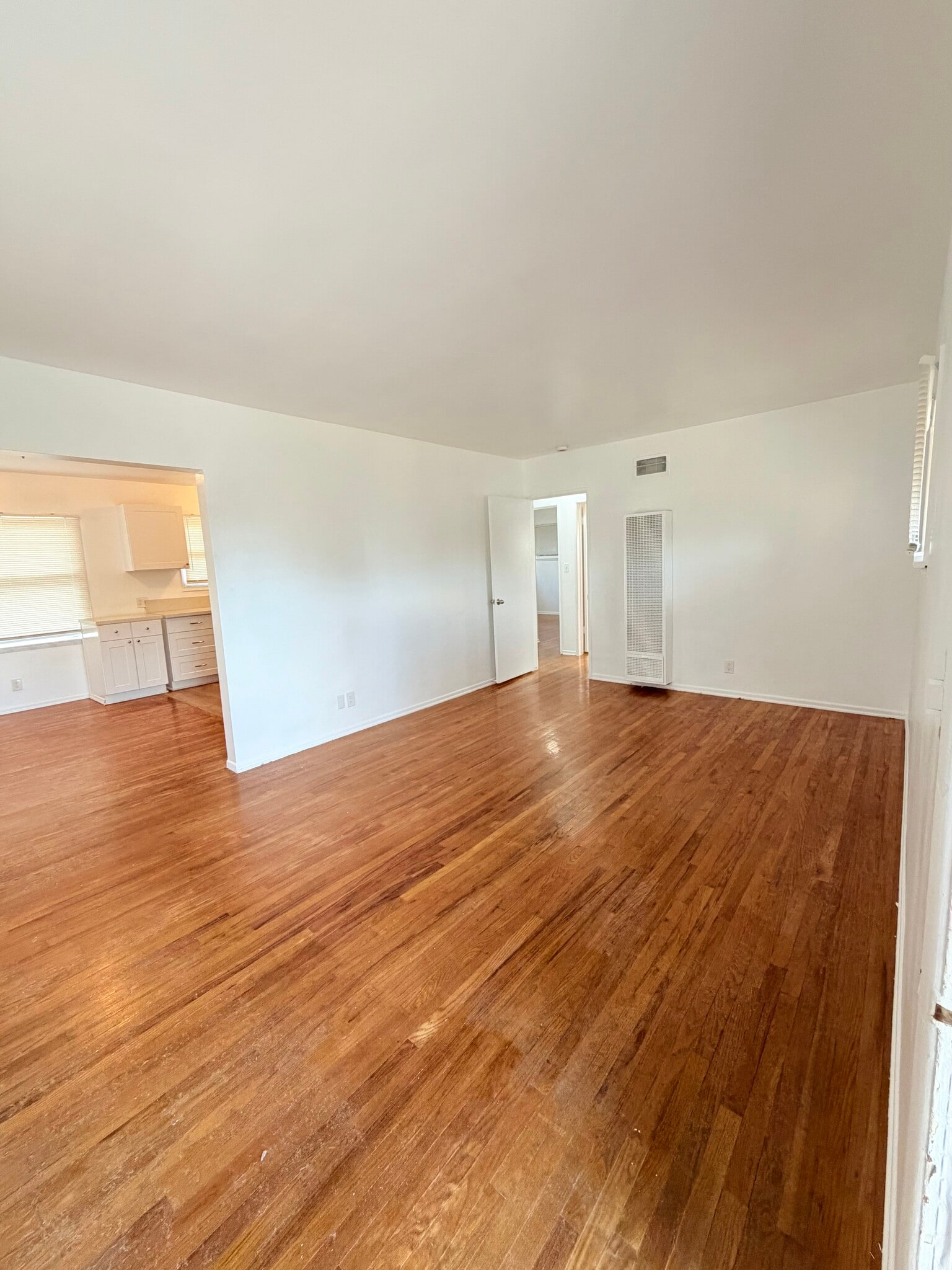 Building Photo - 7110 1/2 Haskell Ave