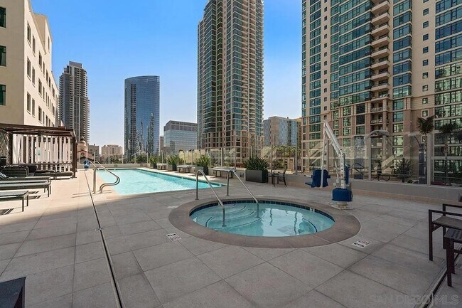 Building Photo - 1262 Kettner Blvd