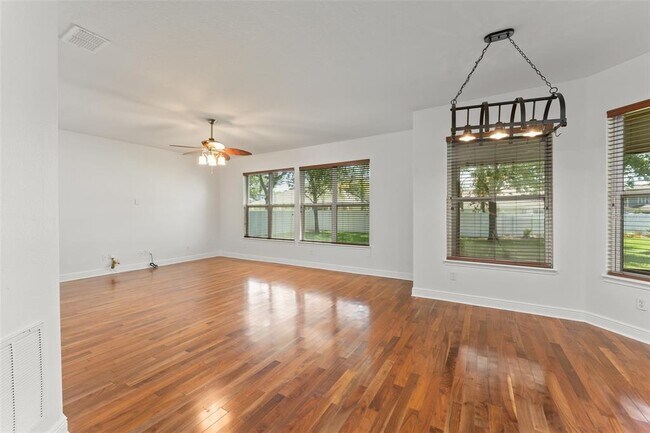 Building Photo - 13544 Riggs Way