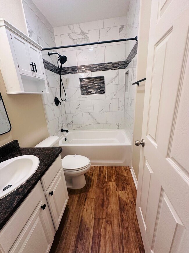 Building Photo - 6017 Tapestry Dr
