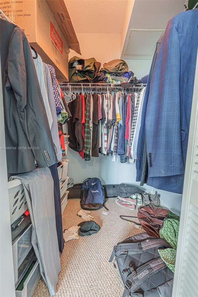 Building Photo - 335 S Biscayne Blvd