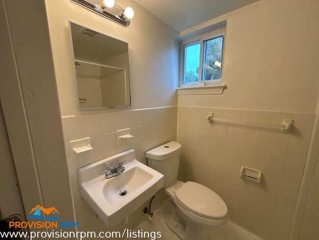 Building Photo - 4002 22nd Ave