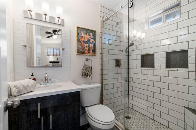 Building Photo - 5313 Wellington Dr