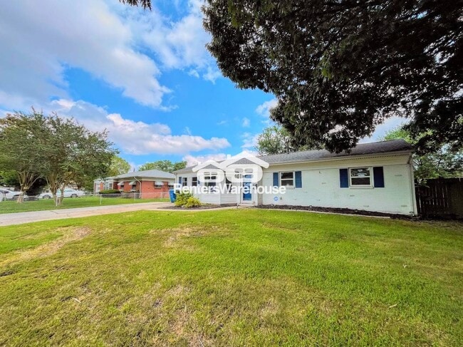 Building Photo - 4945 Paine Ln