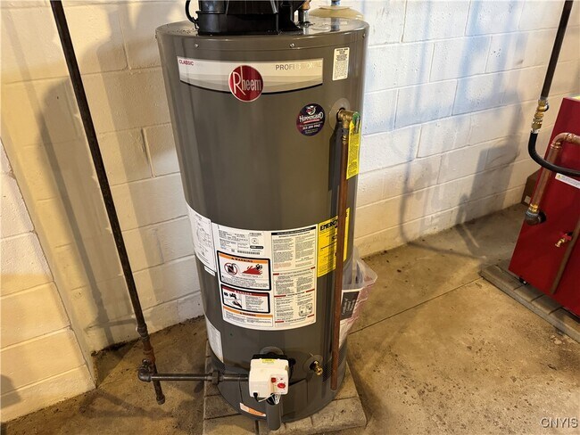 Building Photo - 3956 Nelson Heights