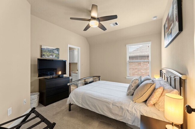 Building Photo - 4507 Hickory Branch Ln