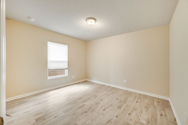 Building Photo - Bay Meadows Gated Community