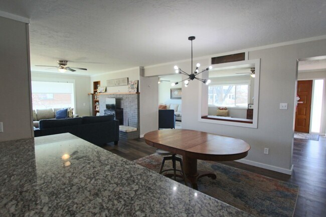 Building Photo - 419 S 100 E