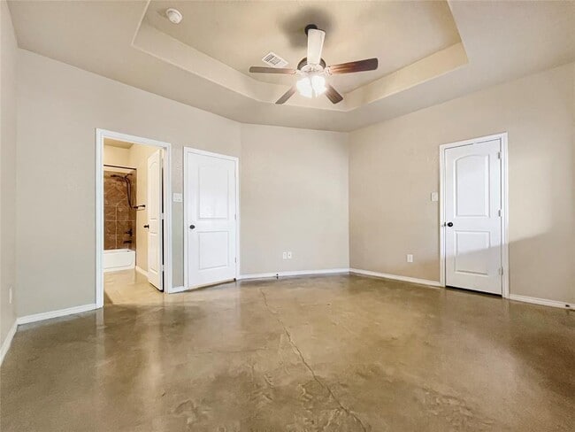 Building Photo - 256 Rosalie Dr
