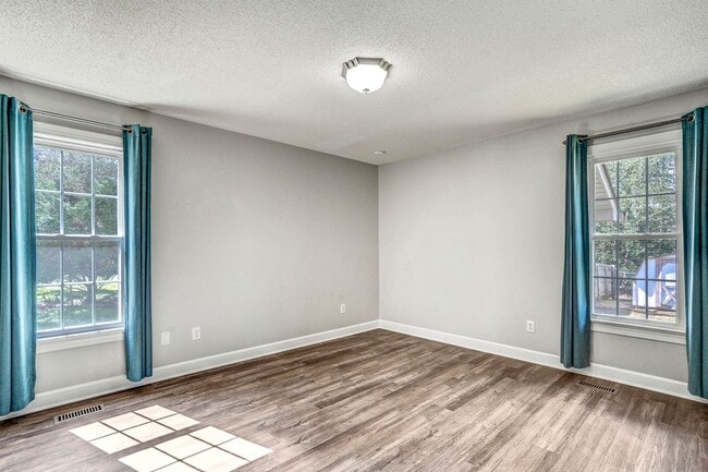 Building Photo - 3428 Buccaneer Ct