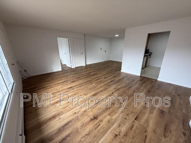 Building Photo - 139 Heidel Rd