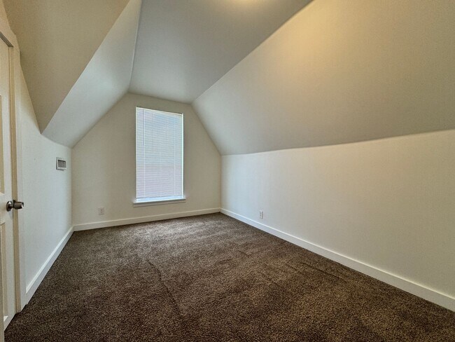 Building Photo - Remodeled Historic Home Near the Capitol, ...